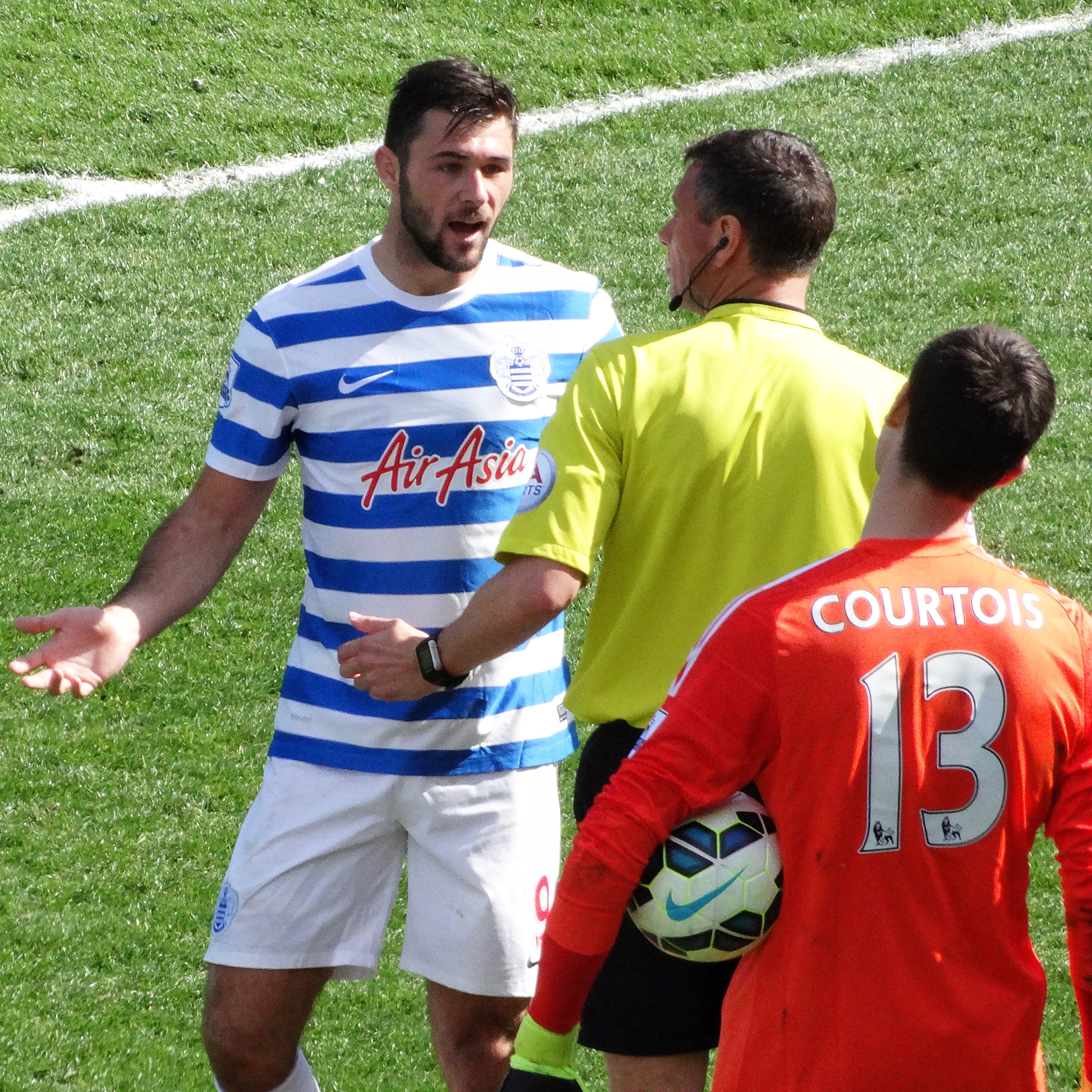 Charlie Austin set to re-join Swindon Town eleven years after initial departure